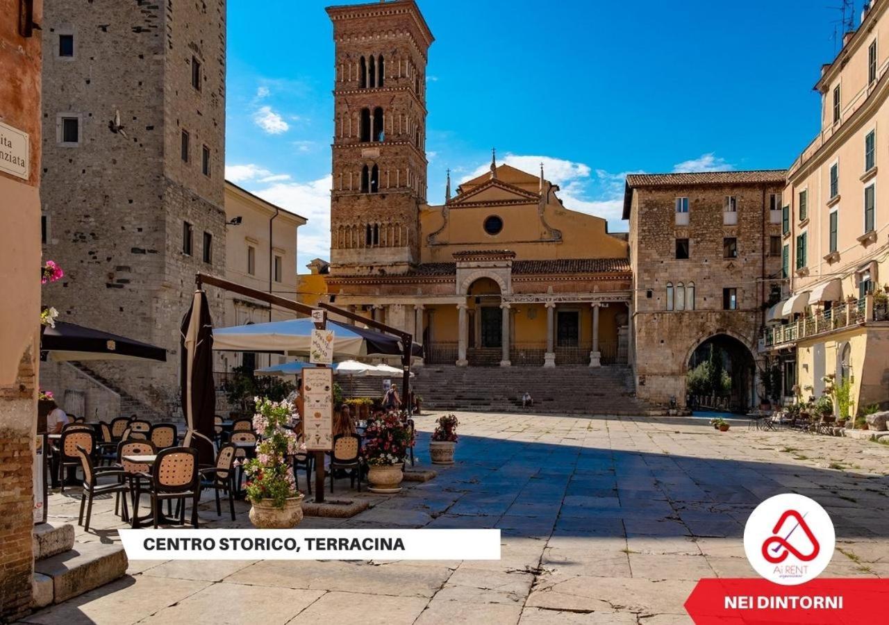 Camera Iris - B&B Antico Casale Монте-Сан-Бьяджо Экстерьер фото